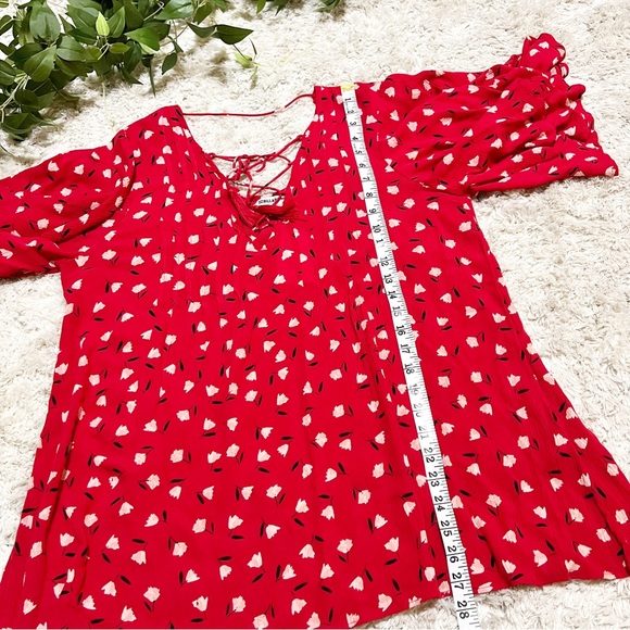 Billabong Ray Of Light Flutter Sleeve Blouse Womans Top Size Large NWT - Picture 14 of 14